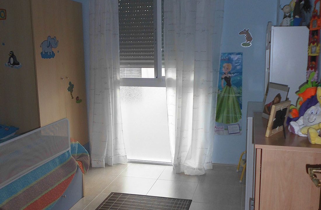 Casa de pueblo en venta con dos plantas 8