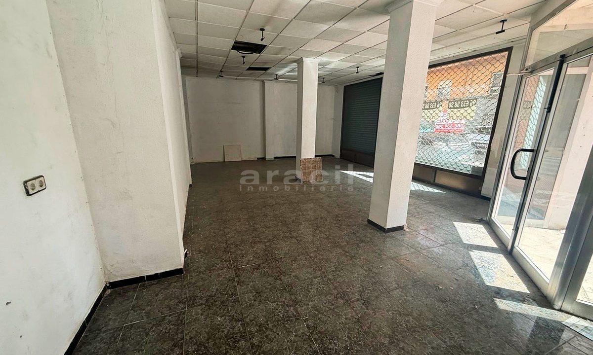 Local chaflan en Santa Rosa en venta 4