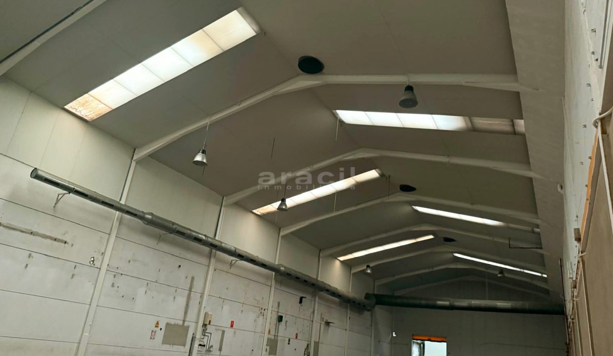 Nave espaciosa en venta en Alcoy 7