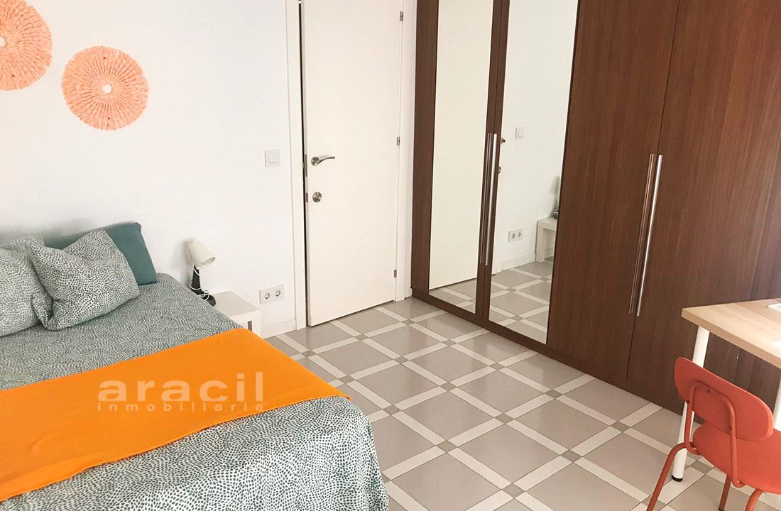 Piso en venta en Santa Rosa amplio 20