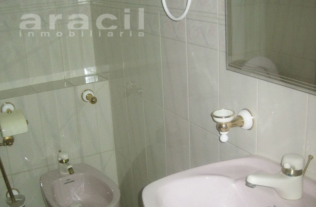 Piso en venta en Santa Rosa amplio 5