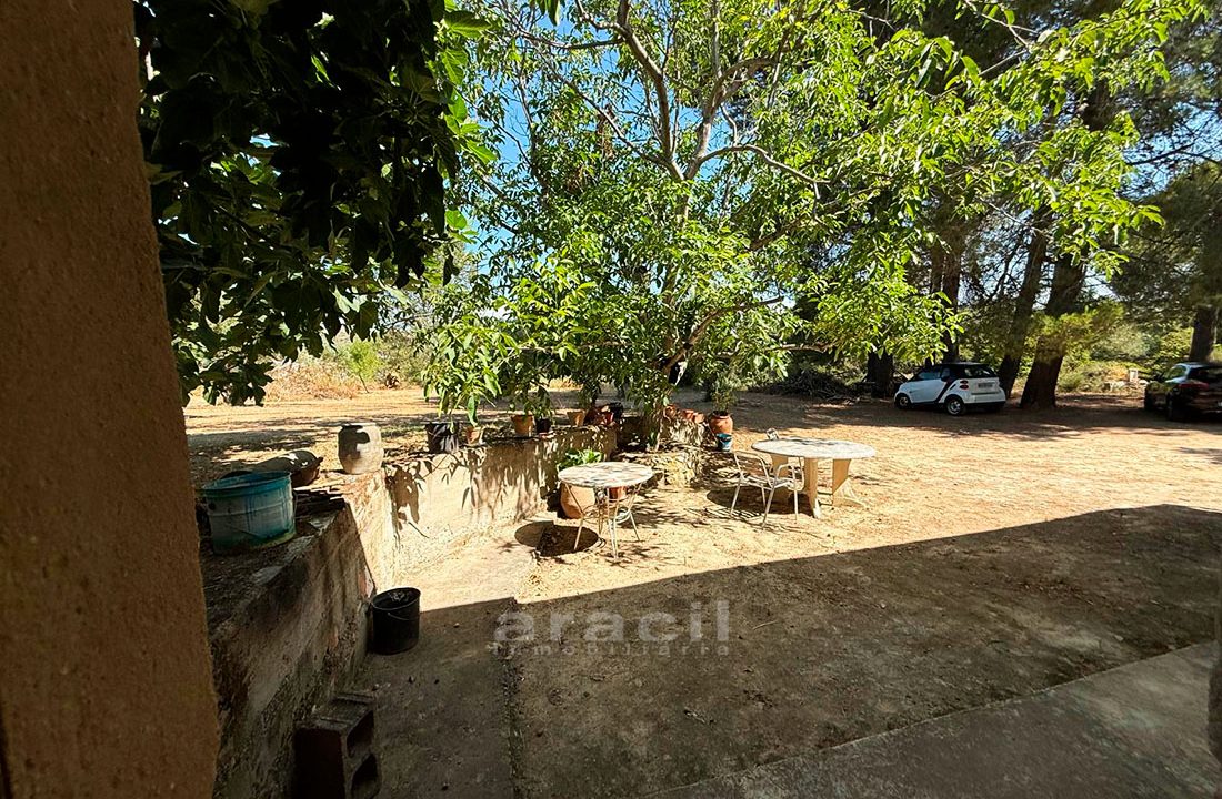 Masia con buen terreno y piscina en venta en Alcoy 26