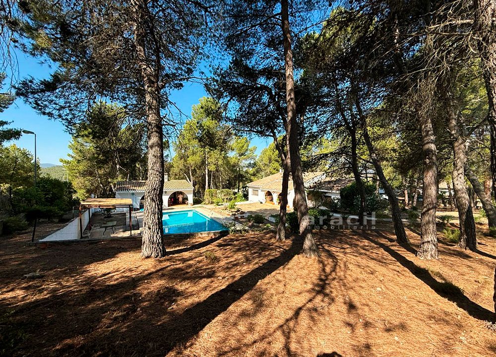 Chalet bonito y espacioso en venta en Bañeres, Valencia 3