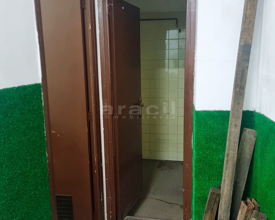 Local espacioso en venta en Alcoy 8
