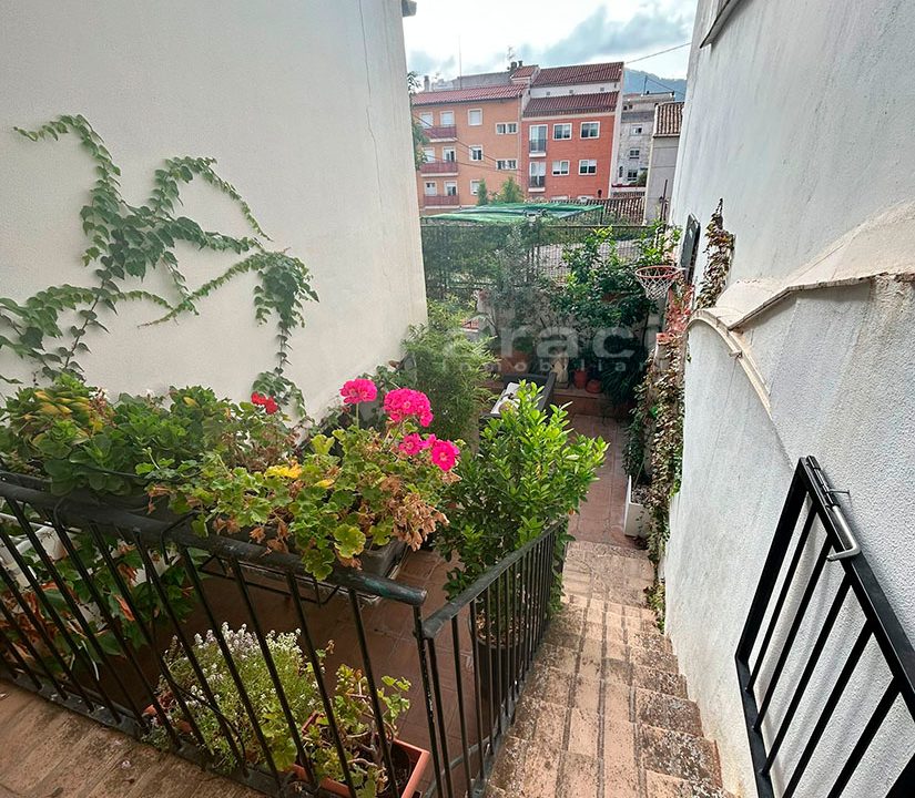 Unifamiliar preciosa reformada en venta en Alcoy 8