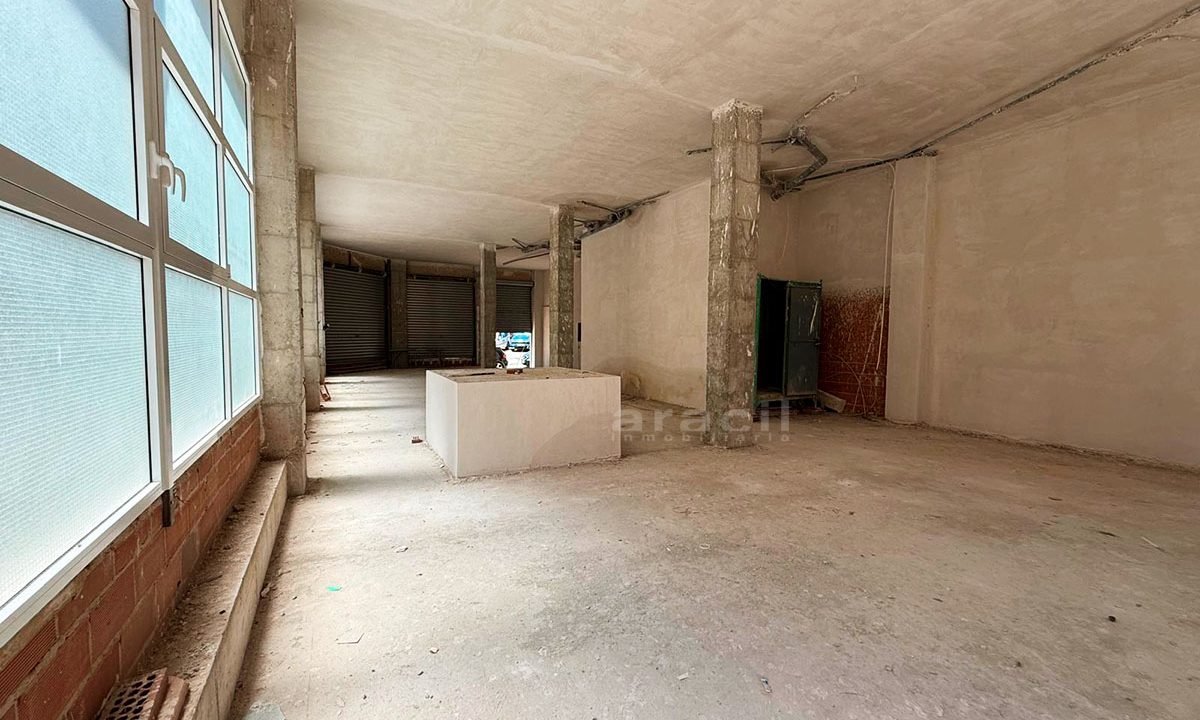 Comprar local espacioso y luminoso en venta en Alcoy Santa Rosa 7