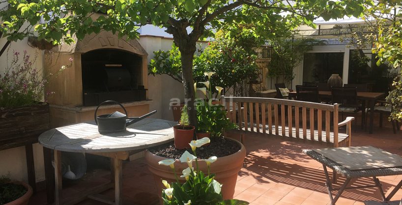 Comprar piso bonito con terraza grande en venta en Alcoy