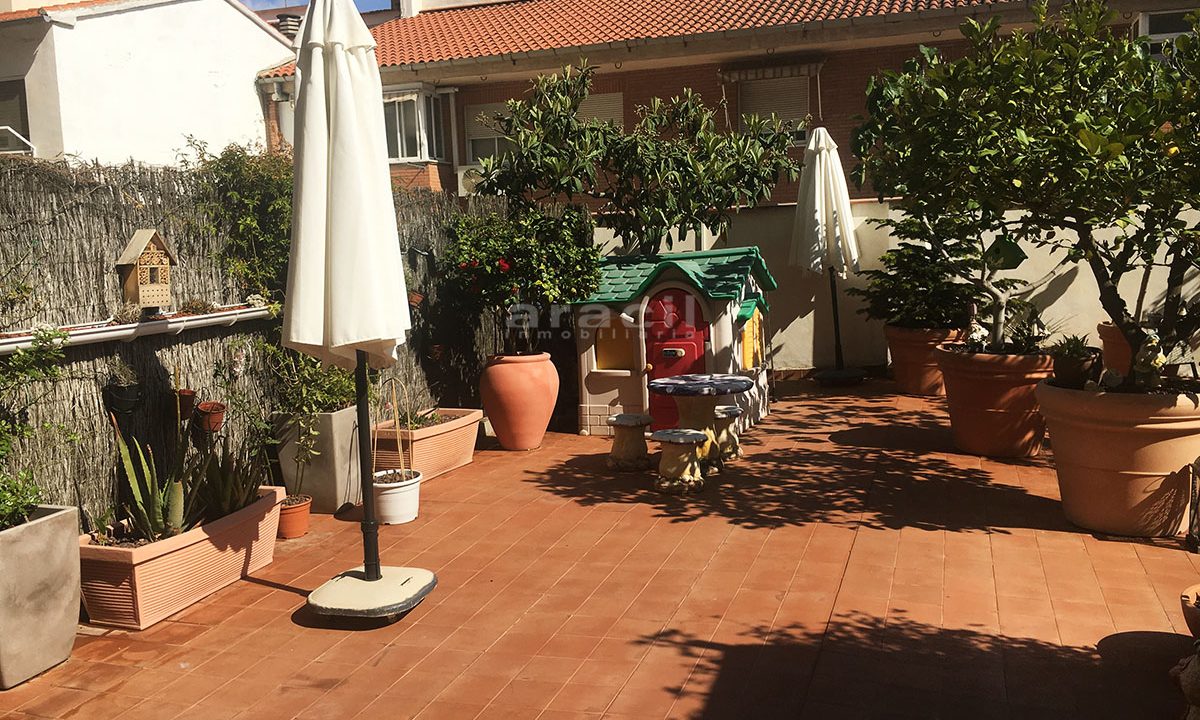 Comprar piso con patio encantador en venta a buen precio en Alcoy 19