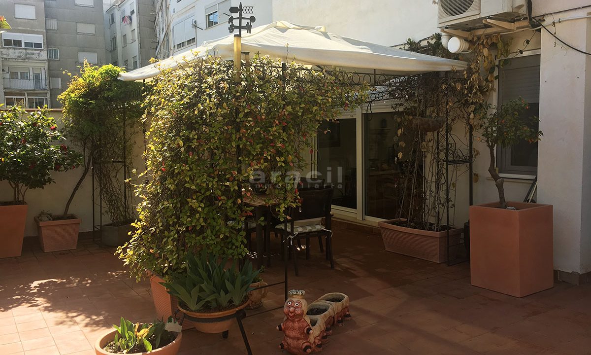 Comprar piso con patio encantador en venta a buen precio en Alcoy 20