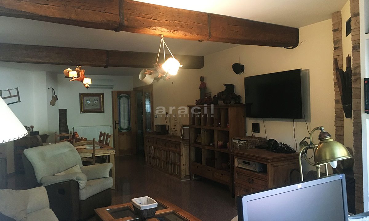 Comprar piso con patio encantador en venta a buen precio en Alcoy 36