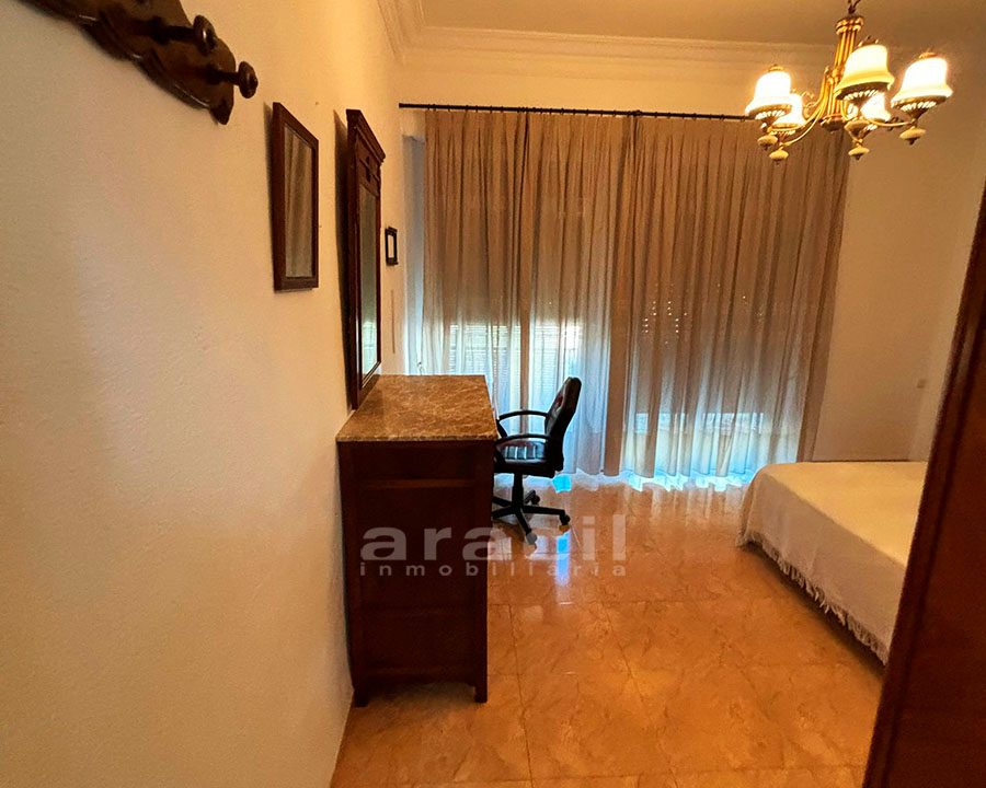 Comprar piso espacioso con terraza grande en venta en Alcoy 14