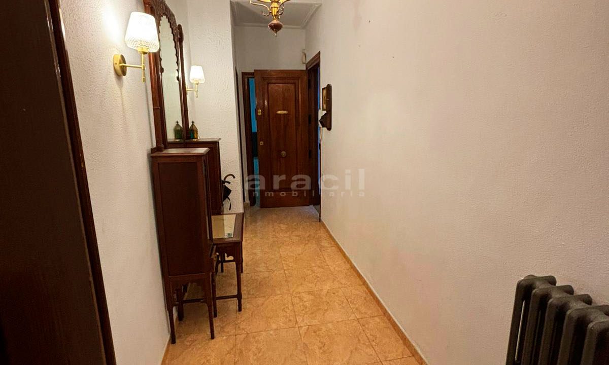 Comprar piso espacioso con terraza grande en venta en Alcoy 19