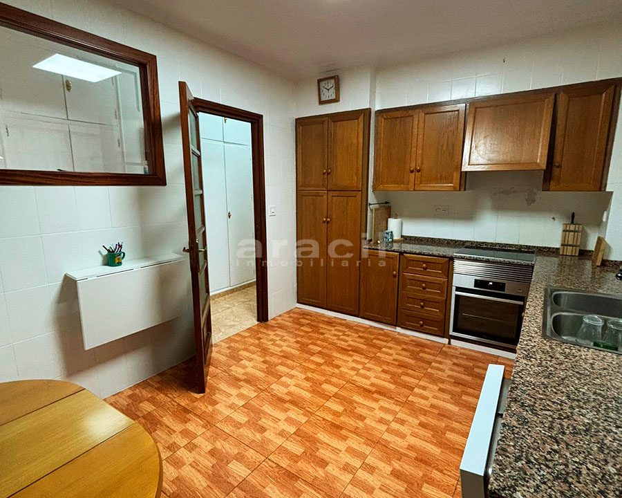 Comprar piso espacioso con terraza grande en venta en Alcoy 35