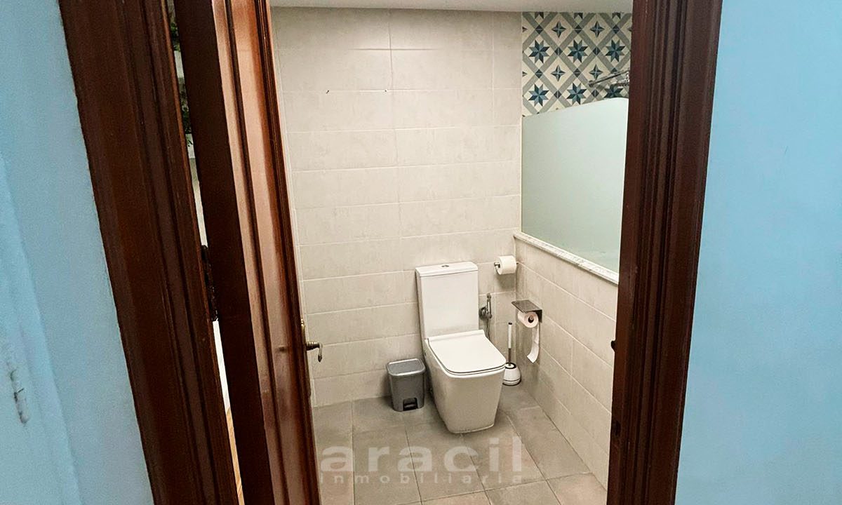 Comprar piso espacioso con terraza grande en venta en Alcoy 37