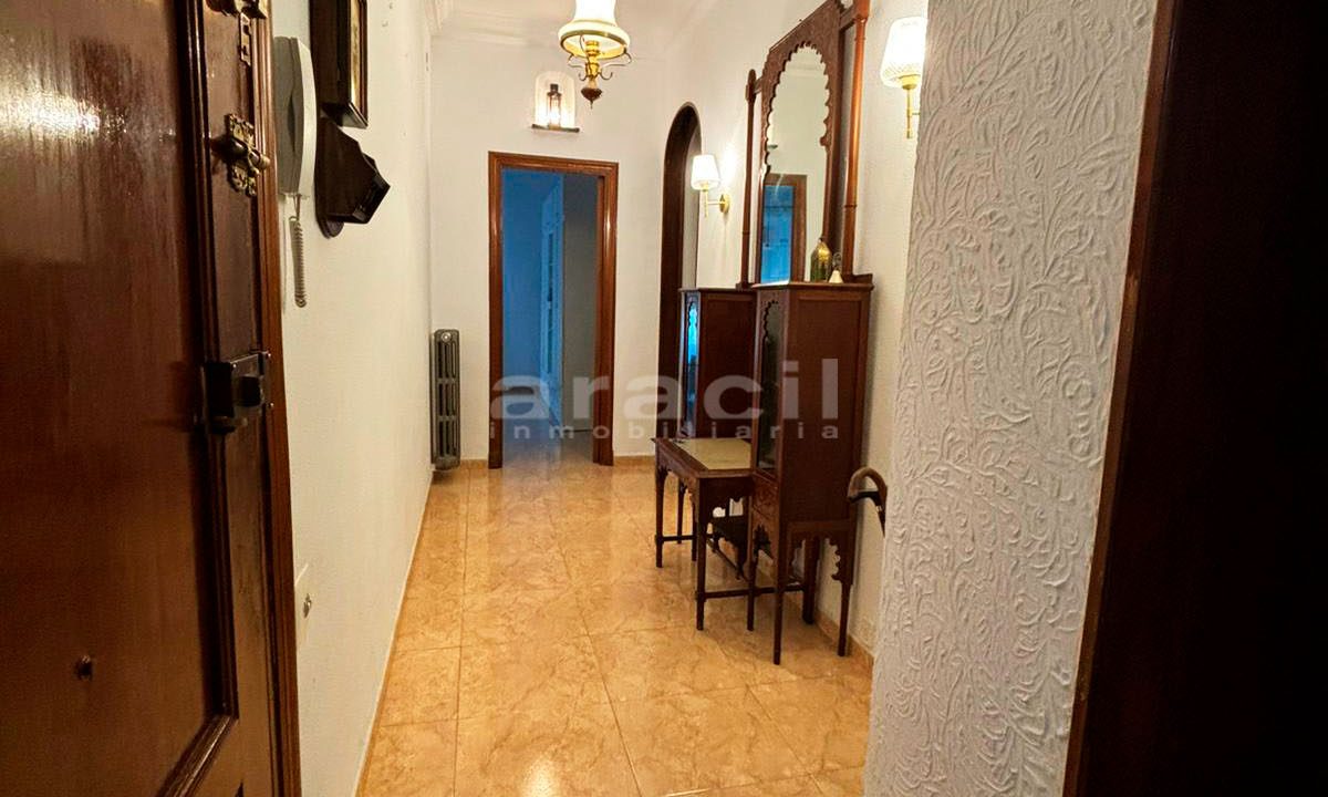 Comprar piso espacioso con terraza grande en venta en Alcoy 38