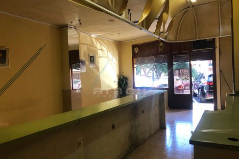Local comercial heladería en venta en alcoy. Local con salida de humos en venta en Santa Rosa Alcoy