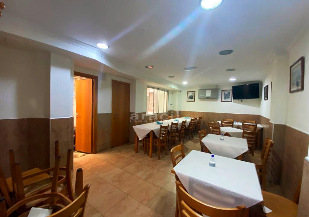 Se traspasa Bar Cafetería en funcionamiento en Alcoy Alicante 1