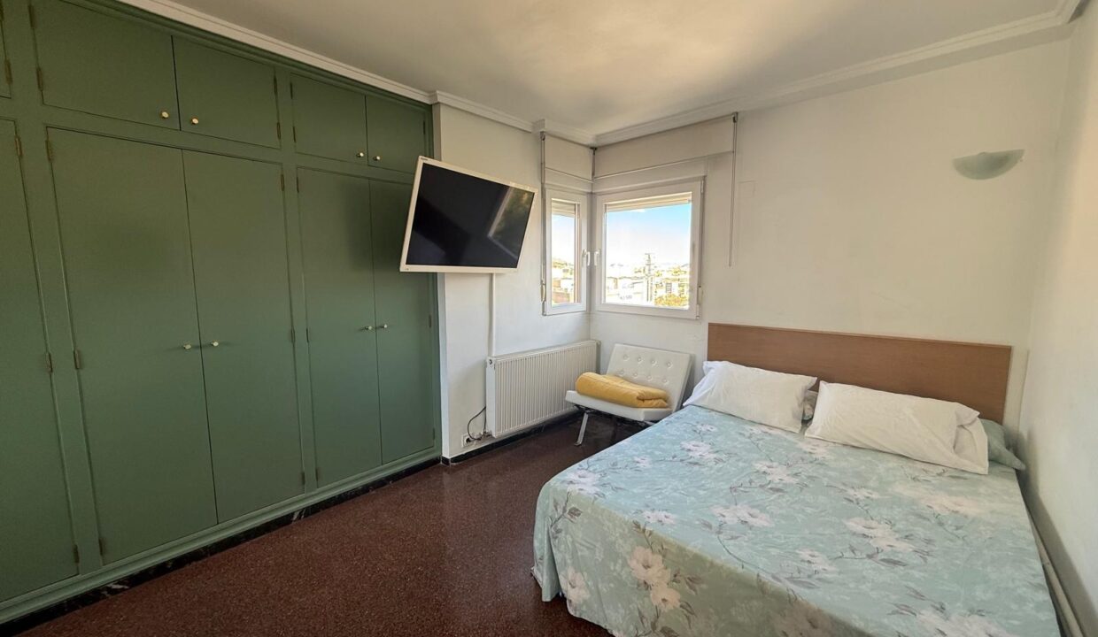 Duplex con vistas en venta en Santa Rosa, Alcoy - Dormitorio con armario empotrado