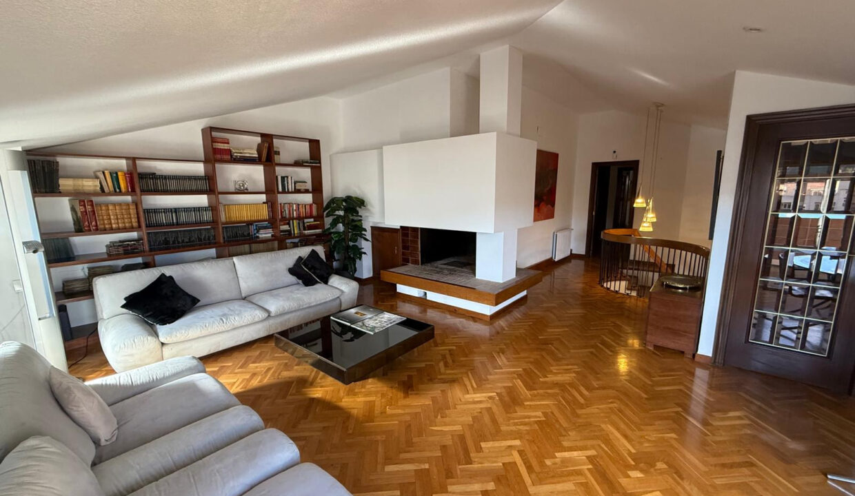 Duplex con vistas en venta en Santa Rosa, Alcoy - Salon con chimenea