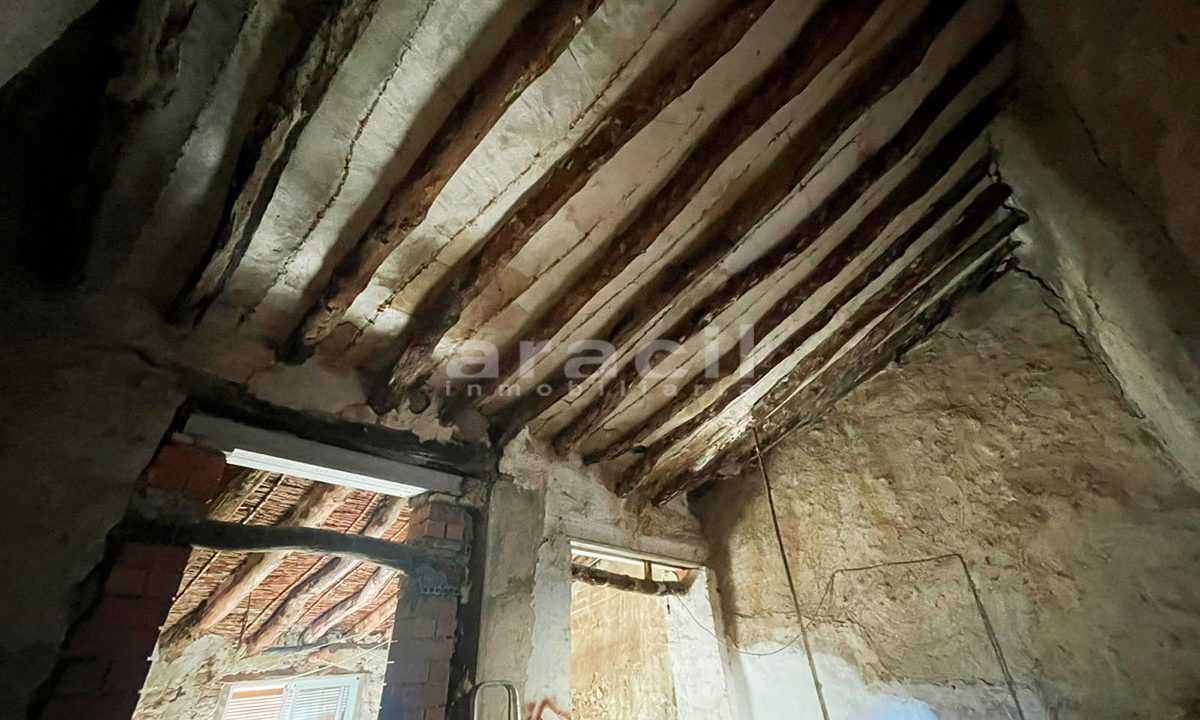 Casa de pueblo en venta a buen precio en Biar 12