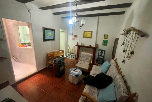 Comprar casa de pueblo a buen precio barata en venta en Alicante Biar