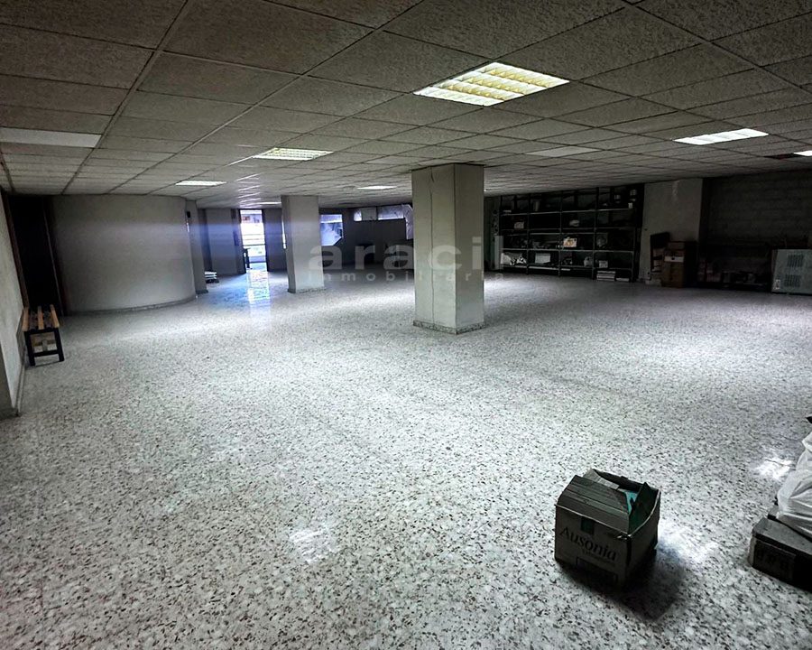 Local panadería espacioso equipado en venta en Alcoy 23