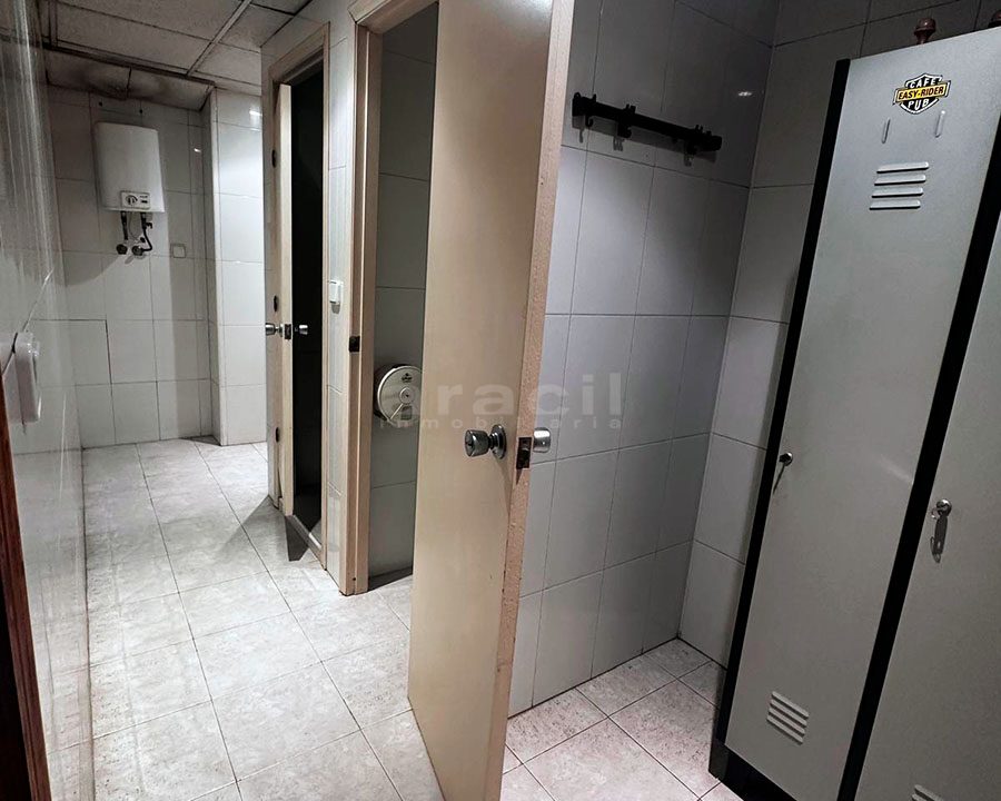 Local panadería espacioso equipado en venta en Alcoy 28