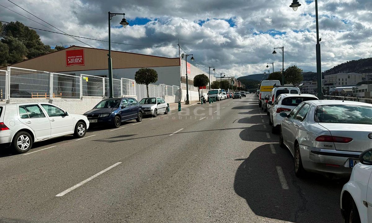 Nave en venta en Alcoy Zona Alta 11