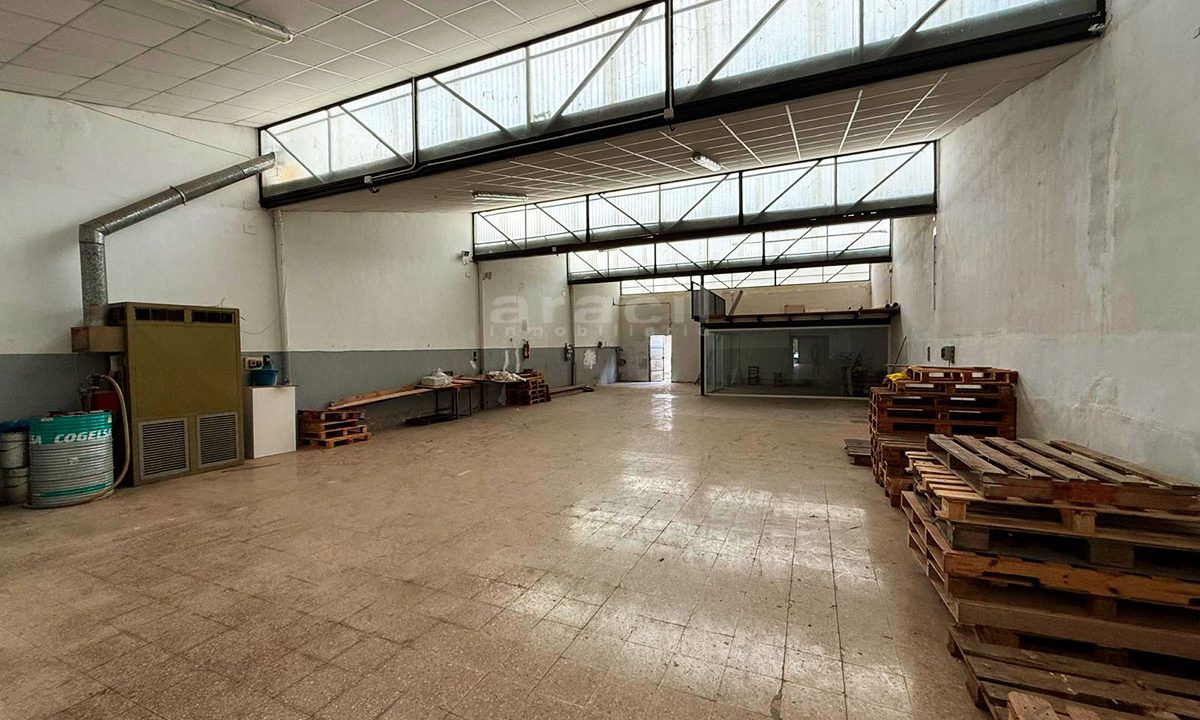 Nave en venta en Alcoy Zona Alta 13
