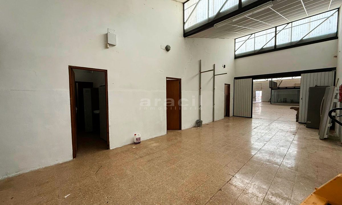 Nave en venta en Alcoy Zona Alta 17