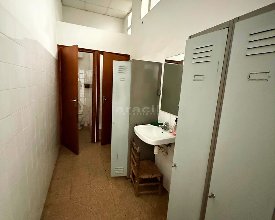 Nave en venta en Alcoy Zona Alta 18