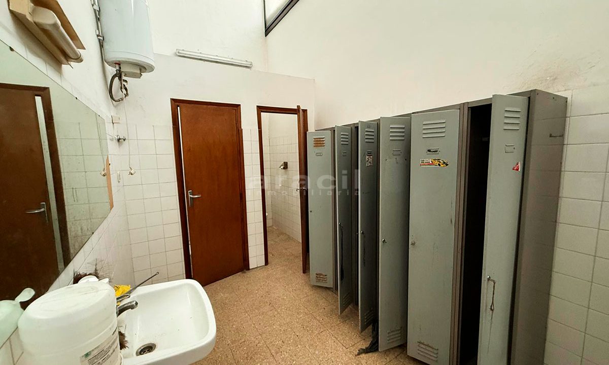 Nave en venta en Alcoy Zona Alta 19