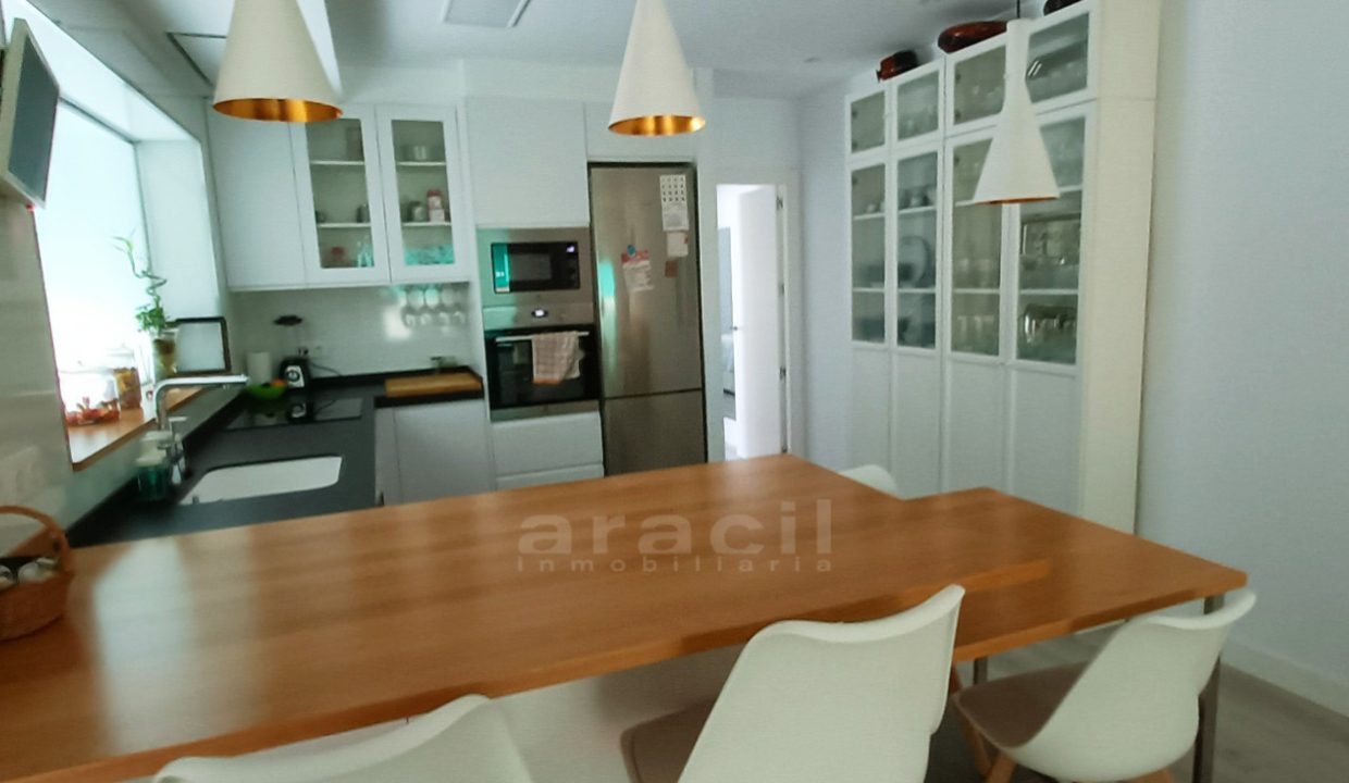 Piso hermoso y moderno en venta en Alcoy Santa Rosa 10