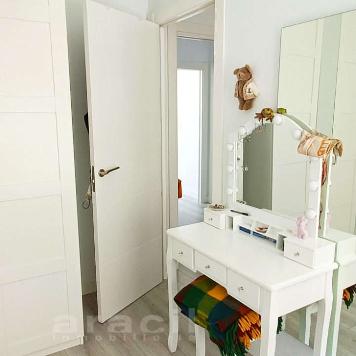 Piso hermoso y moderno en venta en Alcoy Santa Rosa 23