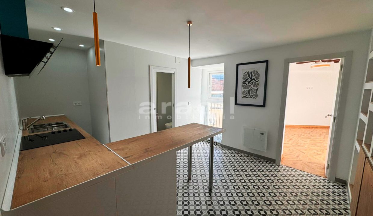 Piso luminoso espacioso reformado en venta en Alcoy 15