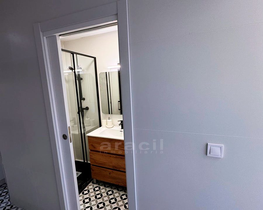 Piso luminoso espacioso reformado en venta en Alcoy 2