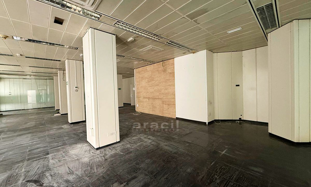 Local espacioso en venta en Alcoy 12