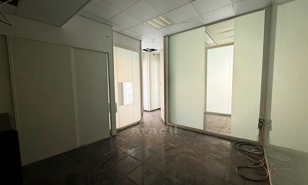 Local espacioso en venta en Alcoy 3