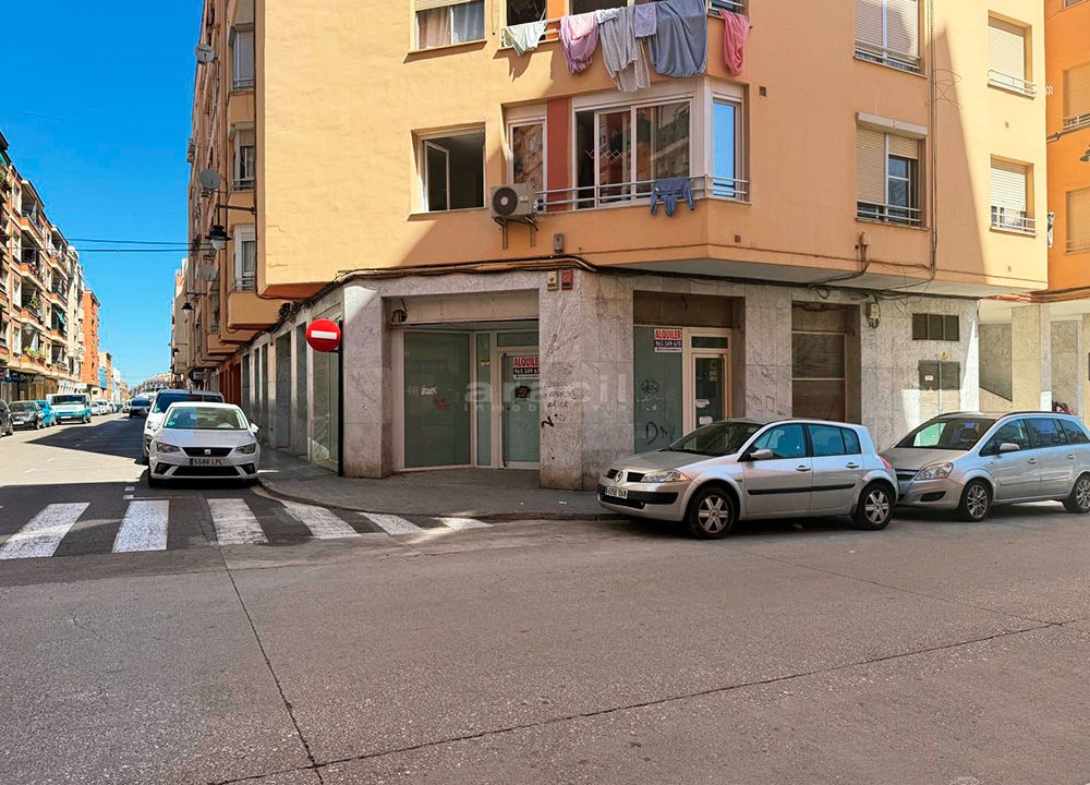 Local espacioso en venta en Alcoy 8