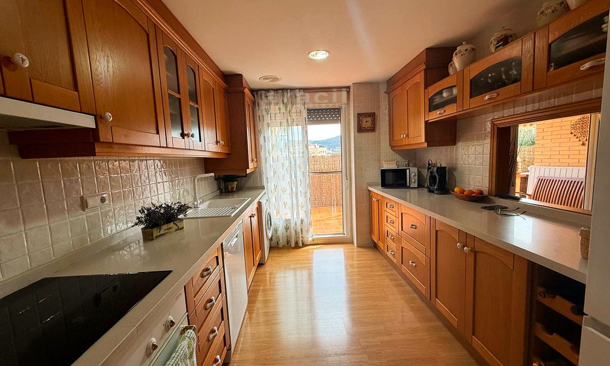 Piso con gran terraza y Barbacoa en venta en Alcoy 6