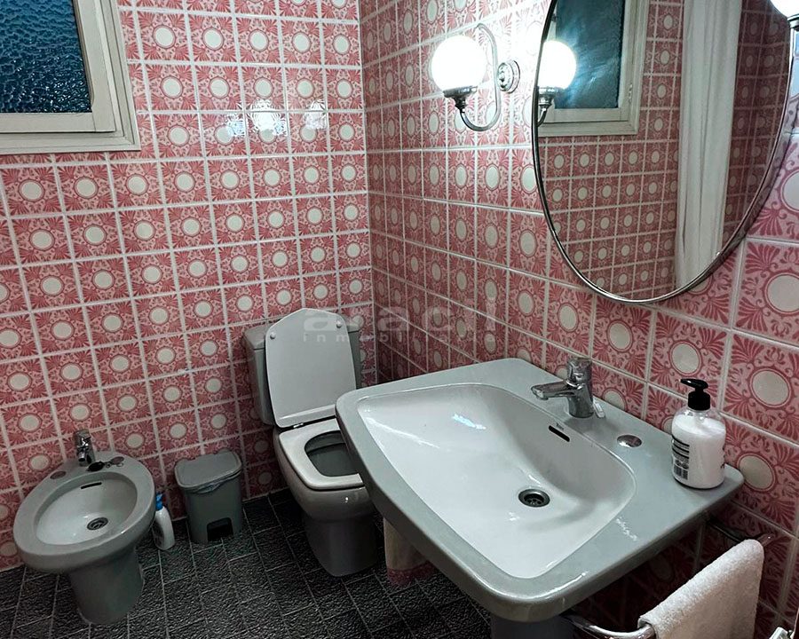 Piso espacioso con luz en venta en Alcoy Santa Rosa 26