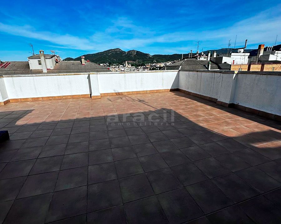 Piso espacioso con luz en venta en Alcoy Santa Rosa 5