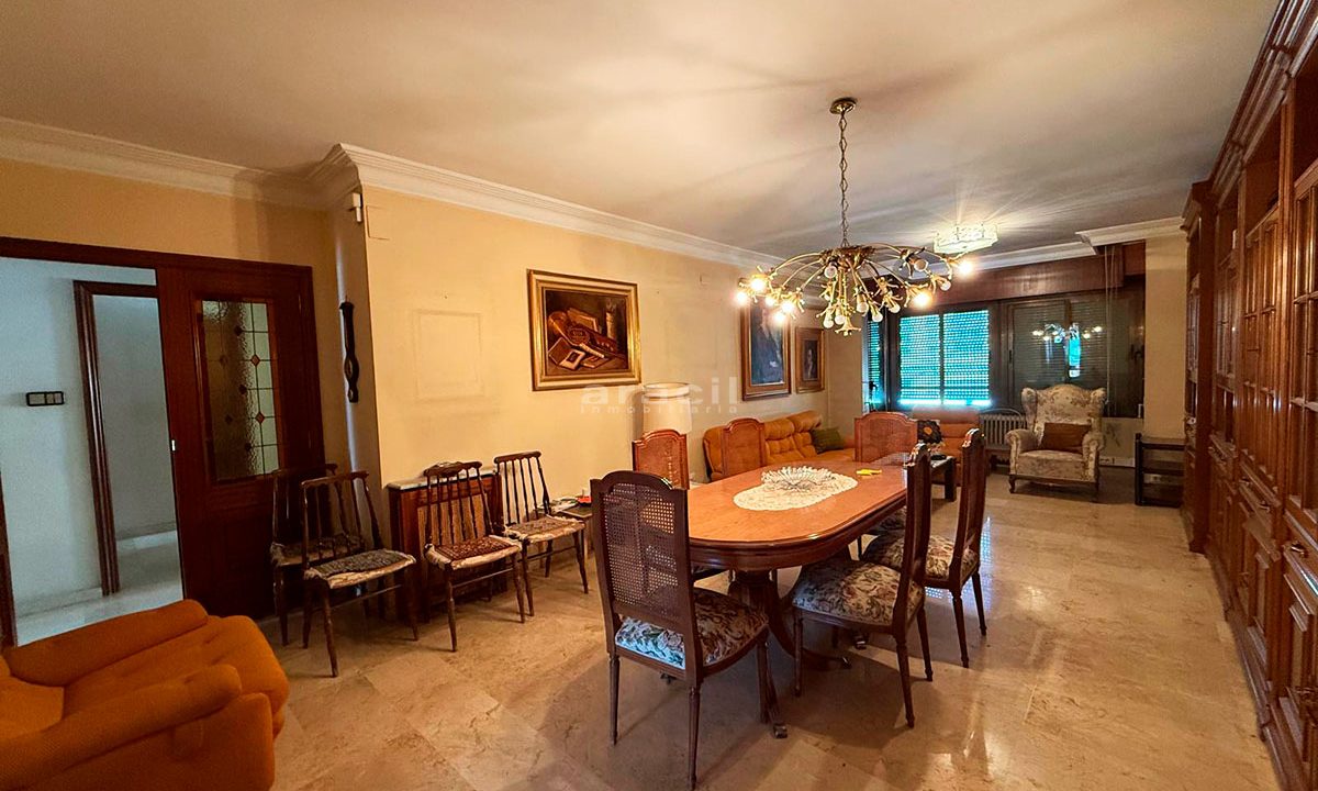 Piso espacioso en venta en Ensanche, Alcoy Avenida Alameda 10
