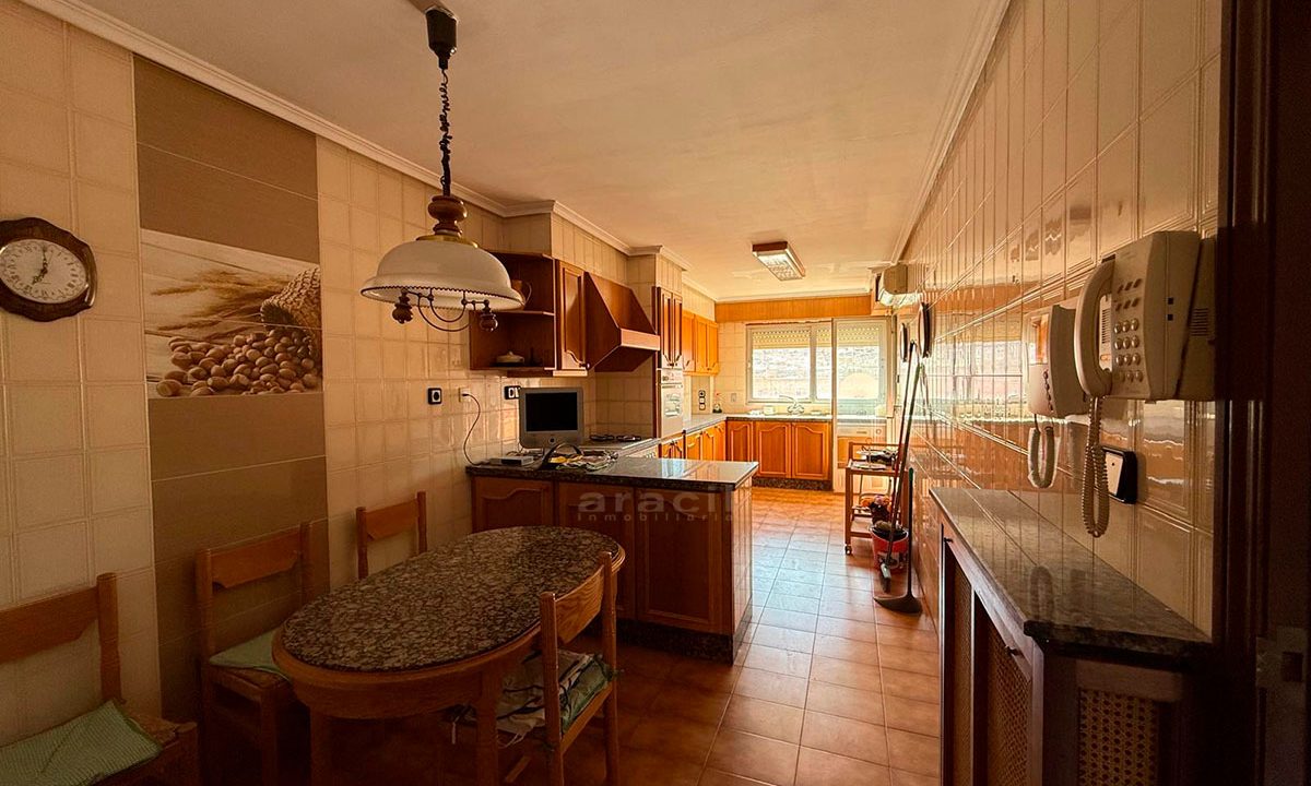 Piso espacioso en venta en Ensanche, Alcoy Avenida Alameda 2