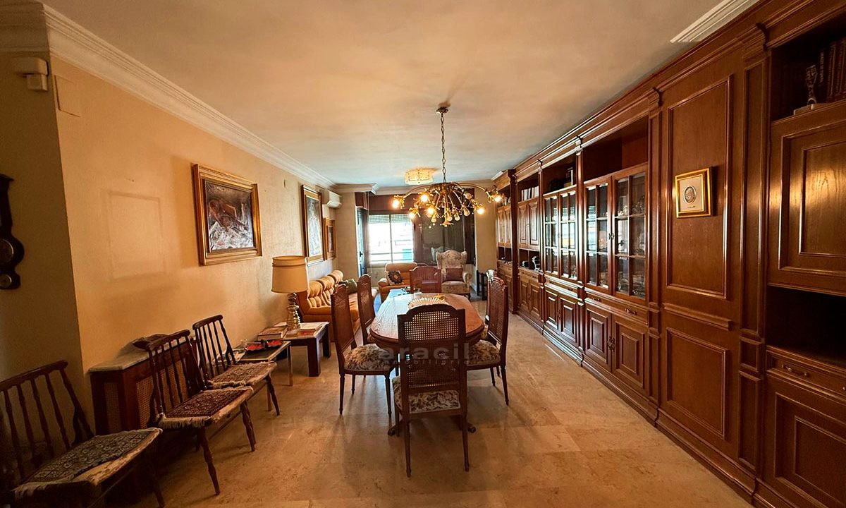 Piso espacioso en venta en Ensanche, Alcoy Avenida Alameda 28