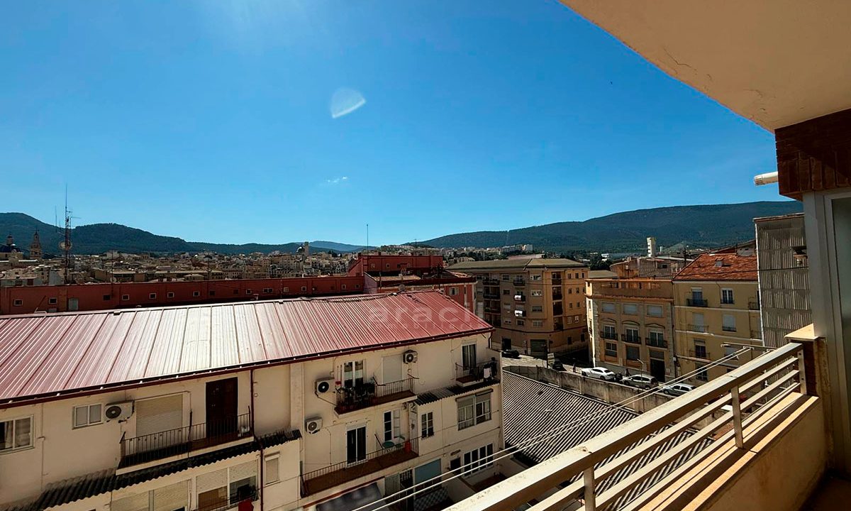 Piso espacioso en venta en Ensanche, Alcoy Avenida Alameda 31