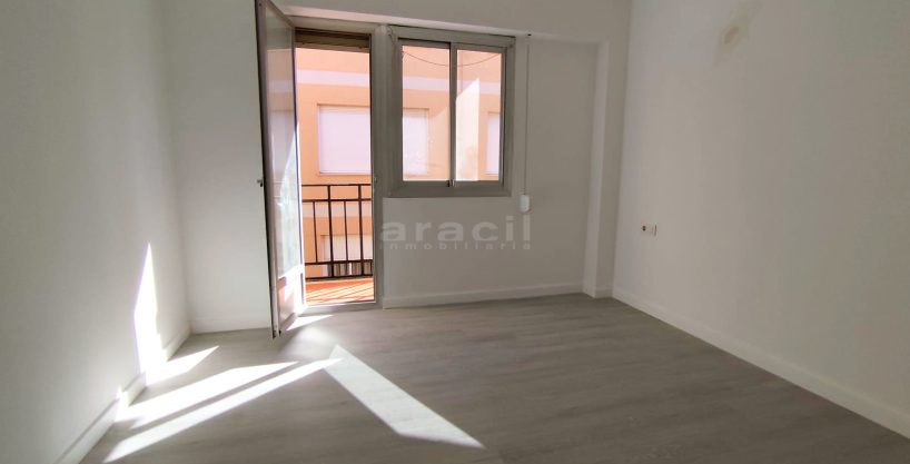 Comprar pisos reformados a buen precio en venta en Alcoy. Pisos reformados con 3 habitaciones en Alcoy