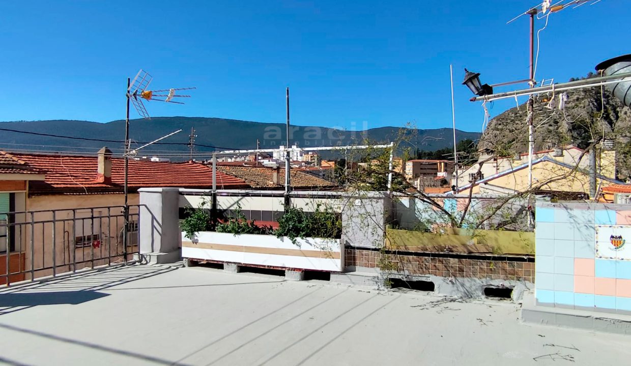 Piso reformado en venta en Ensanche 8