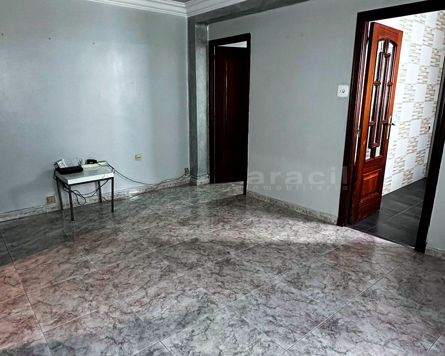 Piso luminoso en venta en Santa Rosa 3