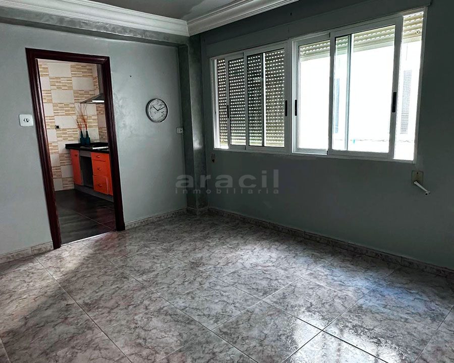 Piso luminoso en venta en Santa Rosa 5